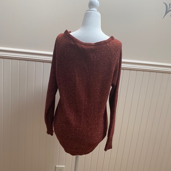 Women’s off shoulder sweater. - Picture 5 of 7